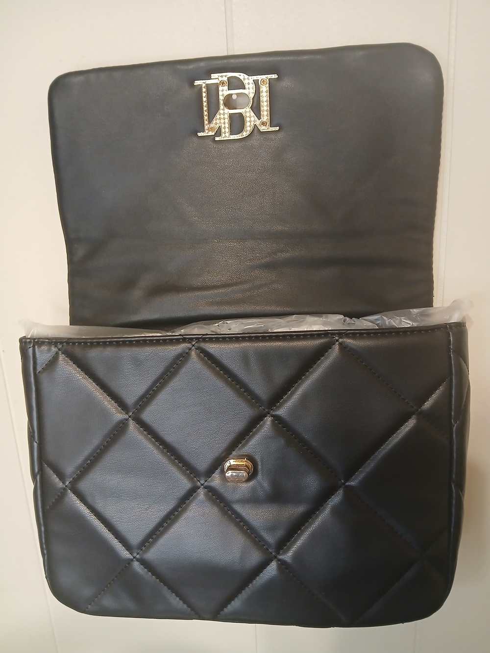 Badgley Mischka Quilted Black Crossbody Bag with Gold Hardware - Picture 3 of 3
